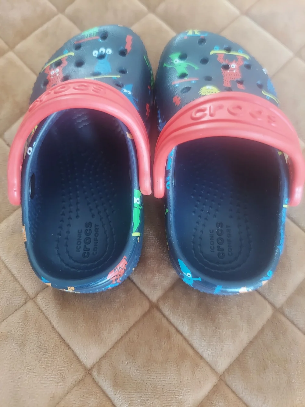 Crocs Kids' Navy Monster Skate Clogs with Red Strap Size C6 (Toddler 6)